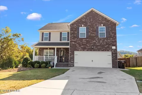 1706 Point Wood Dr, Knoxville, TN 37920