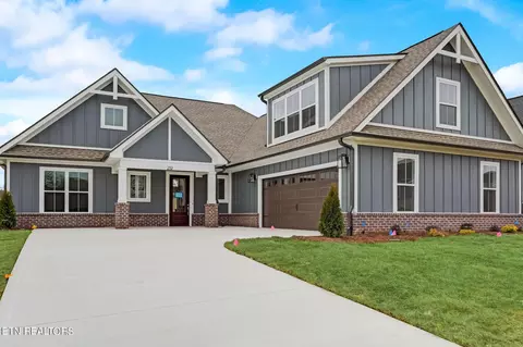 219 Trillium Tr, Lenoir City, TN 37771