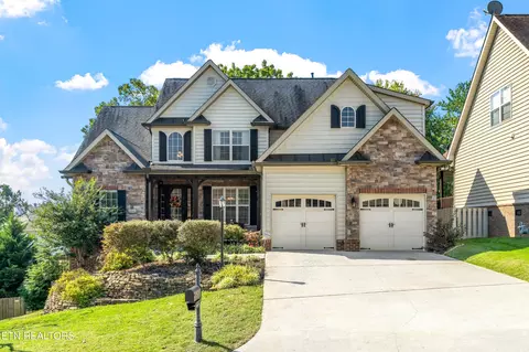1619 Autumn Tree Ln, Knoxville, TN 37922