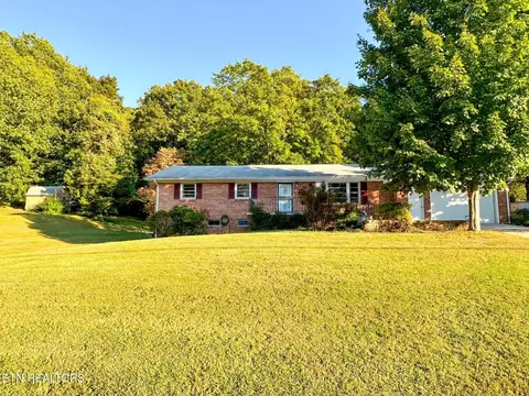 11030 Thornton Dr, Knoxville, TN 37934