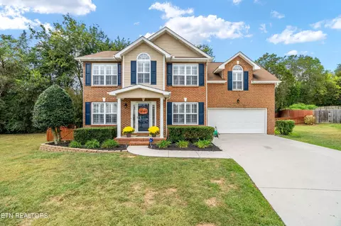5511 Morning Breeze Ln, Knoxville, TN 37931
