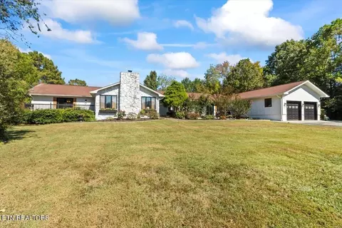 9923 Westland Dr, Knoxville, TN 37922