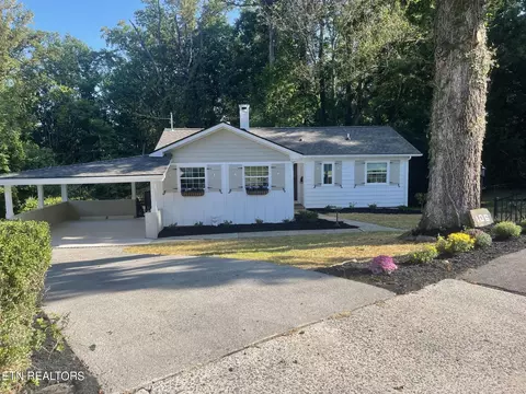 106 Everest Cir, Oak Ridge, TN 37830
