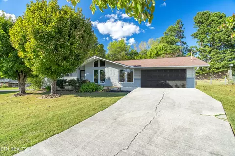 7329 Arlie Dr, Knoxville, TN 37918