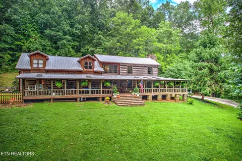 175 Liles Ln, Rocky Top, TN 37769