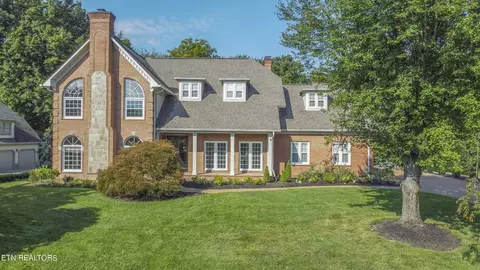 2100 River Sound Dr, Knoxville, TN 37922