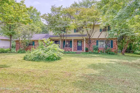 11736 Georgetowne Dr, Knoxville, TN 37934