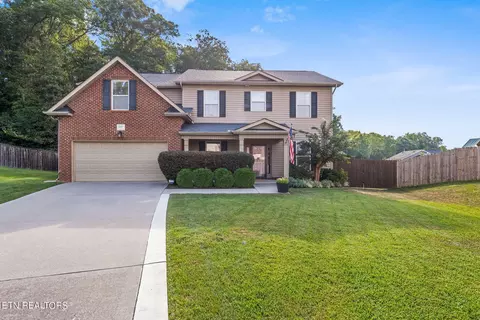 3200 Orange Blossom Ln, Knoxville, TN 37931