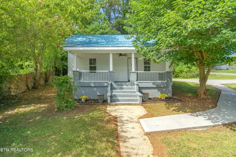 1400 Grove St, Loudon, TN 37774