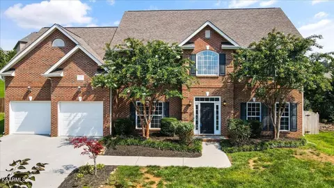 10907 Ridgegate Ln, Knoxville, TN 37931