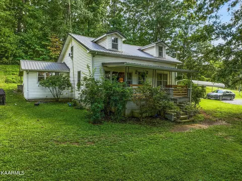 11412 E Watkins Rd, Loudon, TN 37774