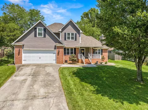 7916 Landon Park Way, Powell, TN 37849
