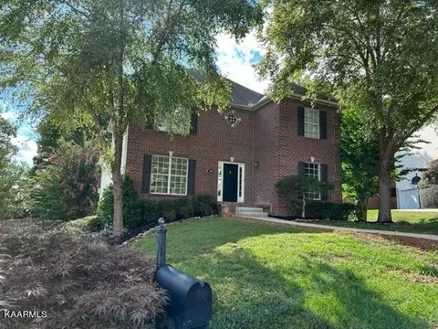5658 Crooked Pine Ln, Knoxville, TN 37921