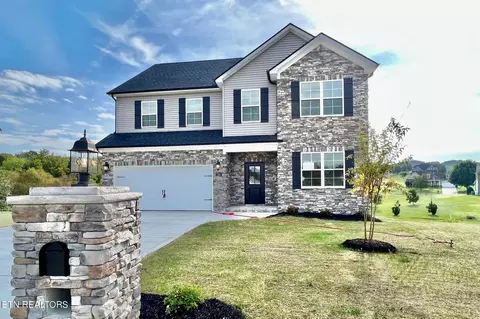 516 Running Brook Dr, Strawberry Plains, TN 37871