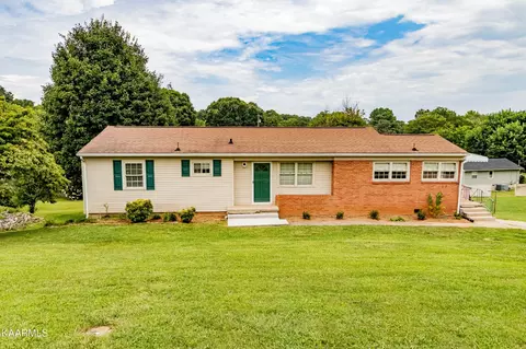 5604 Central Avenue Pike, Knoxville, TN 37912
