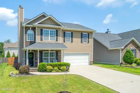 8345 Cureton Park Ln, Knoxville, TN 37931