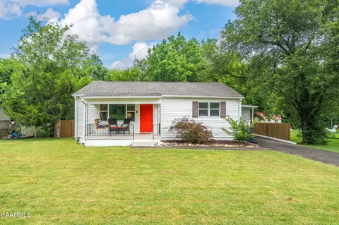 2103 Jayne Ln, Knoxville, TN 37918