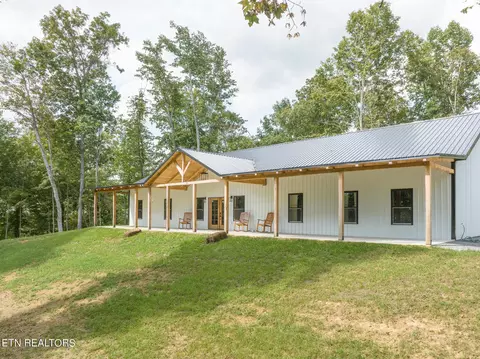 800 Bull Run Rd, Luttrell, TN 37779