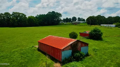 214 Sunnyside Rd, Sweetwater, TN 37874
