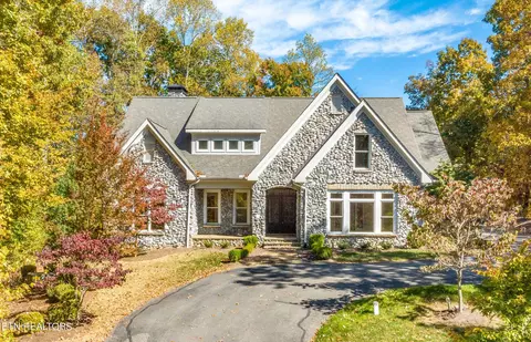8300 Rudder Falls Way, Knoxville, TN 37919