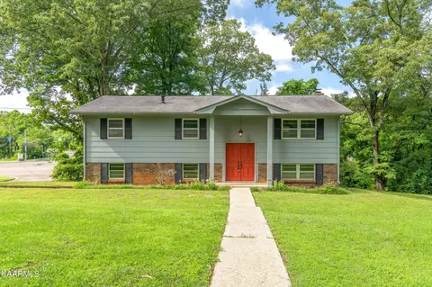1701 Huntwood Ln, Knoxville, TN 37923