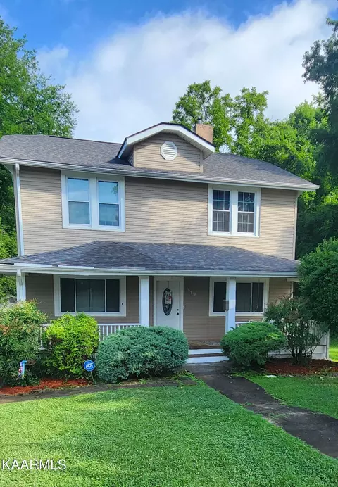 119 Hillcrest Dr, Knoxville, TN 37918