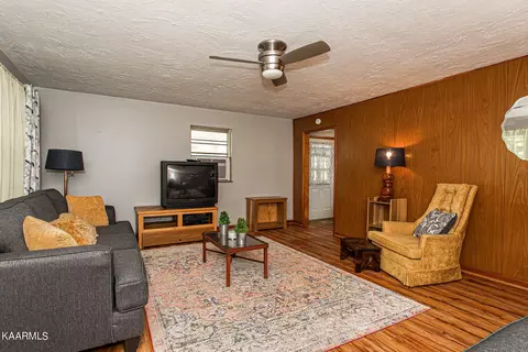 7070 Scottie Cir, Talbott, TN 37877 photo 8