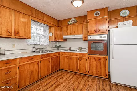7070 Scottie Cir, Talbott, TN 37877 photo 9