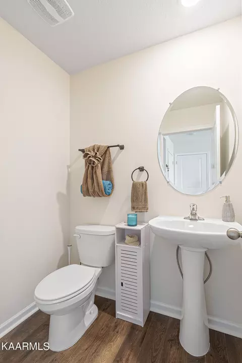 864 Greene Meadow Dr, Talbott, TN 37877 photo 7