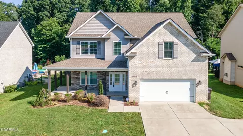 11915 Black Rd, Knoxville, TN 37932