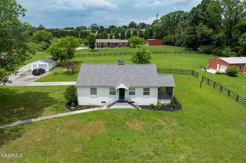 7915 Griffith Rd, Knoxville, TN 37938