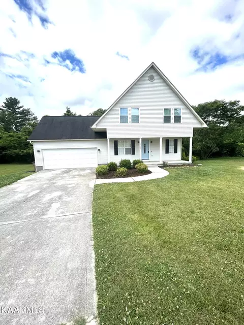1131 SE Fellowship Ln, Knoxville, TN 37914