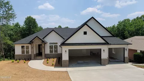 130 Amohi Way, Loudon, TN 37774