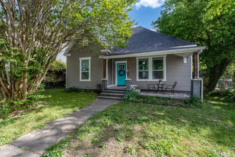 2306 Harvey St, Knoxville, TN 37917