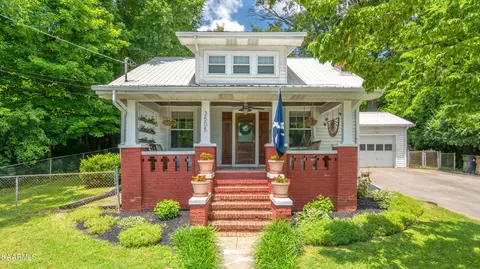 3505 Garden Dr, Knoxville, TN 37918