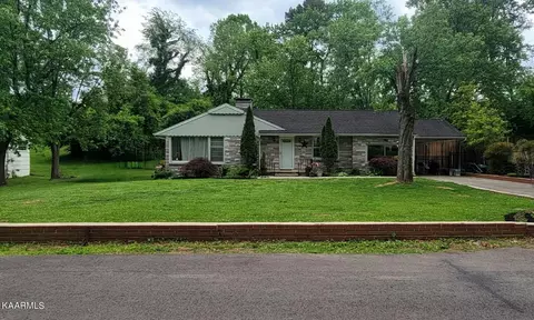 4908 Silva Dr, Knoxville, TN 37914