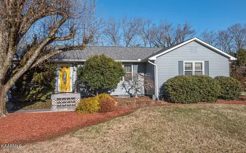 4611 E Joyce Ln, Powell, TN 37849 photo 1