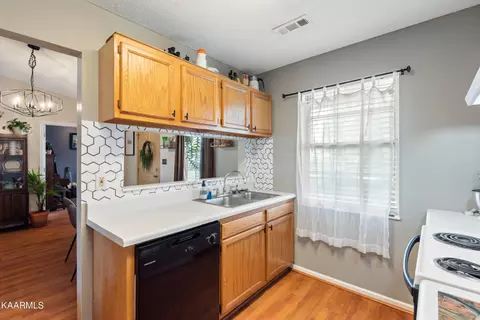 7517 Gary White Rd, Corryton, TN 37721 photo 11