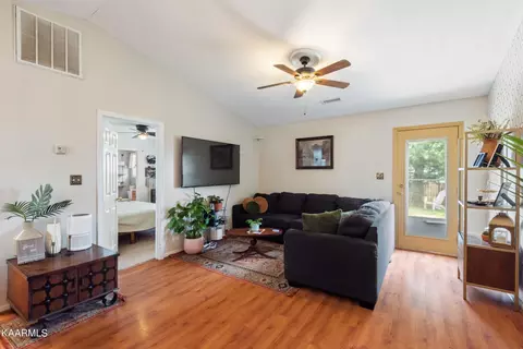 7517 Gary White Rd, Corryton, TN 37721 photo 9