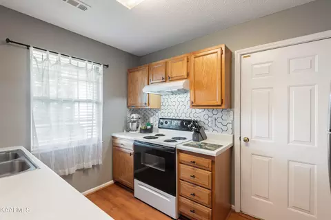7517 Gary White Rd, Corryton, TN 37721 photo 12