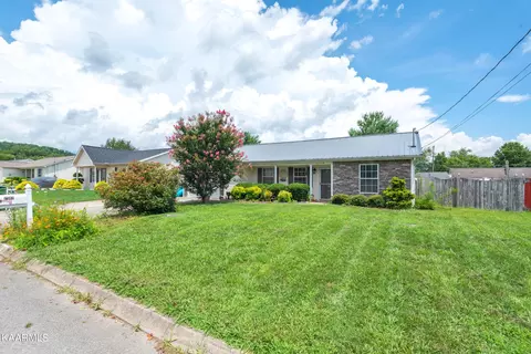 7517 Gary White Rd, Corryton, TN 37721 photo 3