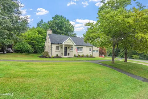 29 E Circle Rd, Norris, TN 37828 photo 2