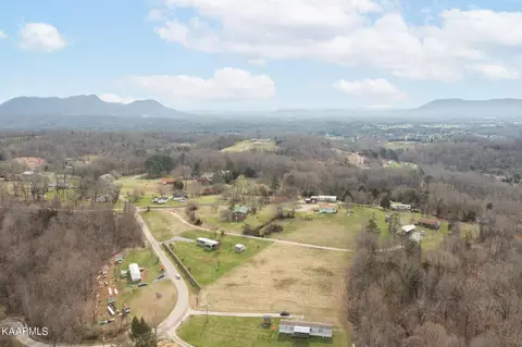 477 Wallace Rd, Luttrell, TN 37779 photo 23