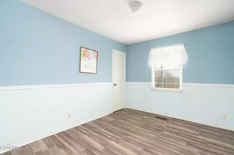 477 Wallace Rd, Luttrell, TN 37779 photo 10