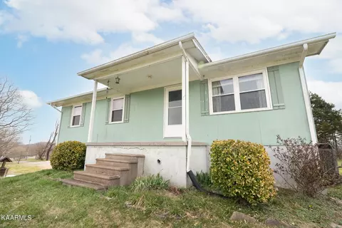 477 Wallace Rd, Luttrell, TN 37779 photo 2