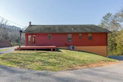 201 Wolfenbarger Rd, Luttrell, TN 37779 photo 7