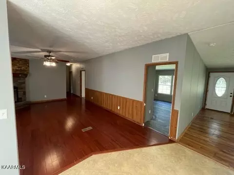 1295 E Wolf Valley Rd, Heiskell, TN 37754 photo 8