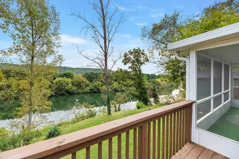 607 Eagle Bend Rd, Clinton, TN 37716 photo 9