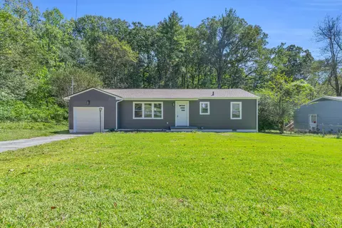 3714 Thrushwood Dr, Chattanooga, TN 37415
