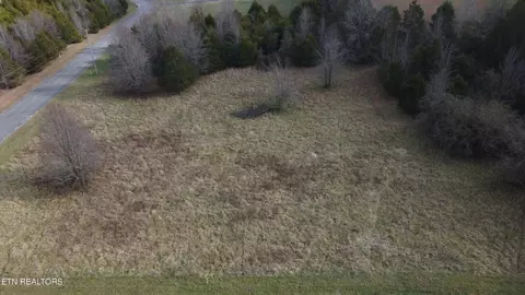 42 Hidden River Ave, Spencer, TN 38585